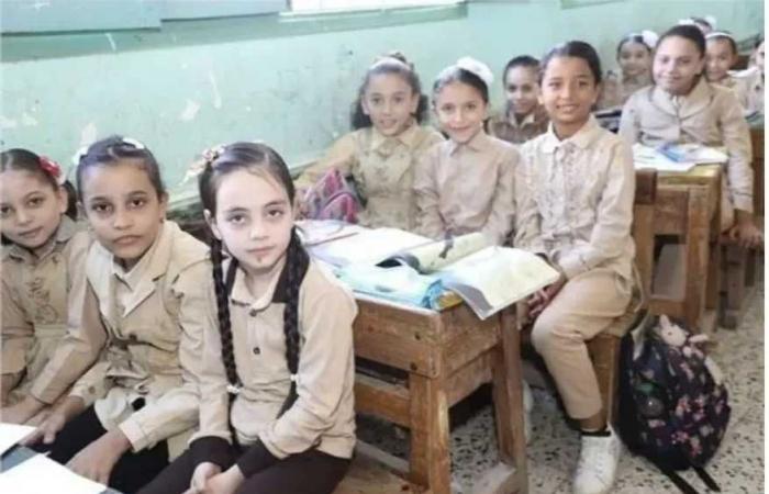 تحويلات
      المدارس
      بالقاهرة
      2026..
      موعد
      فتح
      باب
      التقديم
      وآخر
      يوم
      للتسجيل