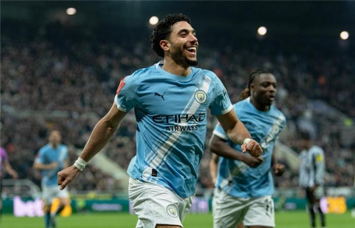 بالبلدي : عاجل
      |
      يقترب
      من
      الرحيل
      عن
      مانشستر
      سيتي..
      عمر
      مرموش
      يتوصل
      لاتفاق
      مع
      ناديه
      الجديد