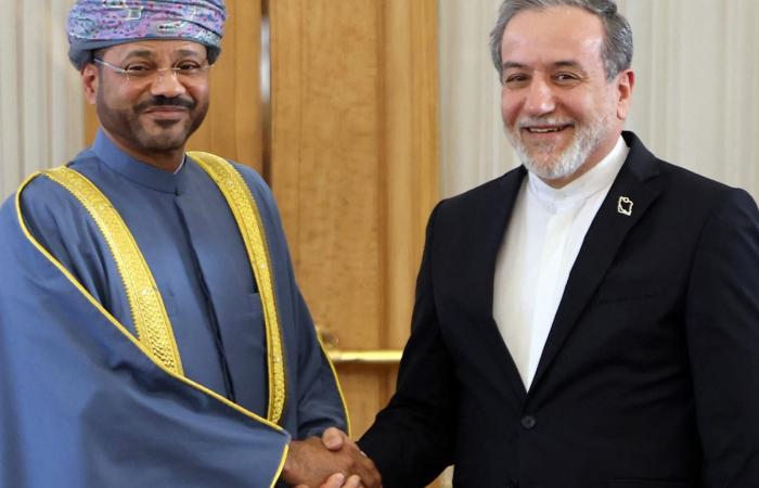 بالبلدي: تناول "استئناف الحوار" ومضيق هرمز".. اتصال بين وزيري خارجية عُمان وإيران