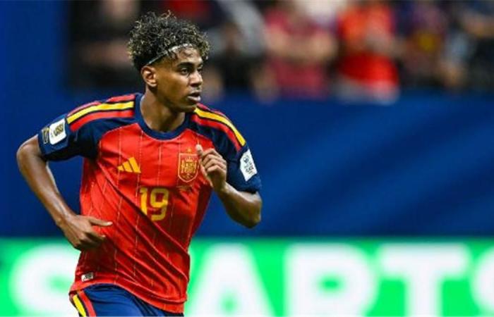 بالبلدي : ماكمانامان
      يوجه
      نصيحة
      لصفقة
      ريال
      مدريد
      الجديدة:
      تقبل
      المقارنة
      مع
      لامين
      يامال