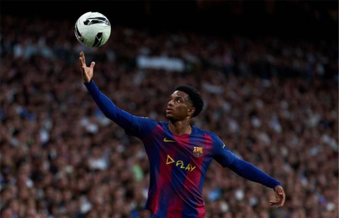 بالبلدي : سبورت:
      برشلونة
      يتلقى
      عرضًا
      رسميًا
      من
      ناد
      أوروبي
      لضم
      بالدي