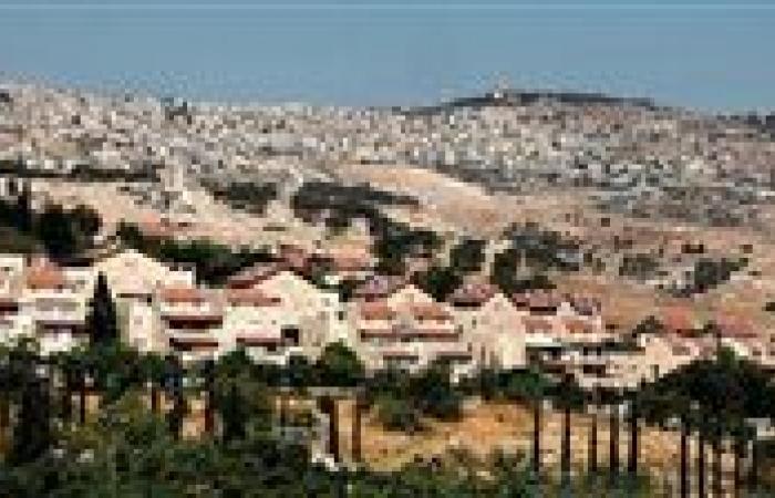 بالبلدي: مستوطنون
      ينشئون
      بؤرة
      استيطانية
      جديدة
      شمال
      رام
      الله