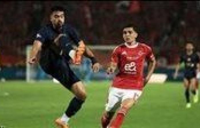 بالبلدي: بالأرقام..
      تراجع
      إنفاق
      أندية
      الدوري
      المصري
      في
      الميركاتو
      الصيفي