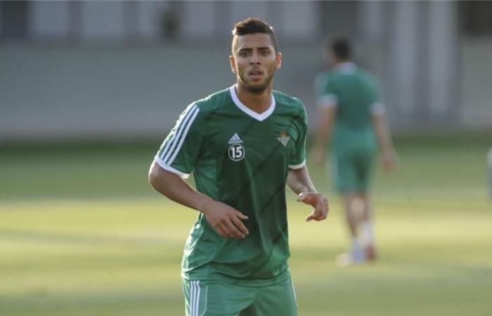 بالبلدي : لم
      يفعلها
      سوى
      ميدو..
      حمزة
      عبد
      الكريم
      على
      موعد
      مع
      التاريخ
      قبل
      مواجهة
      برشلونة
      وإلتشي