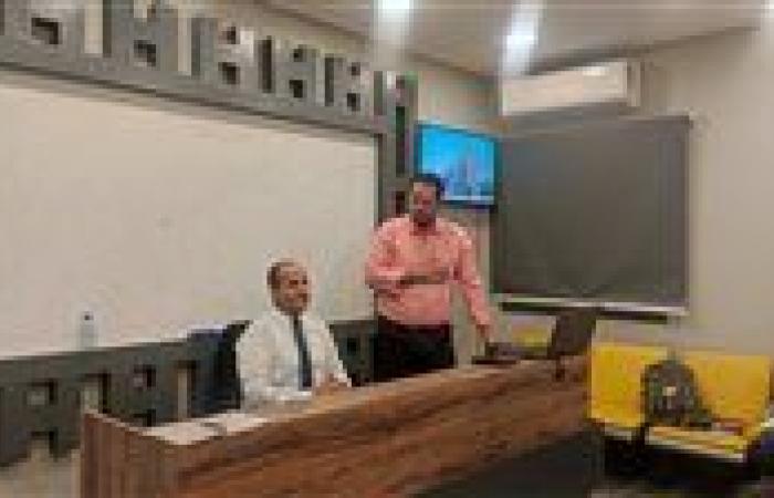 بالبلدي: منتدى
      المحليات
      بحزب
      الوعي
      يطلق
      ورشة
      «أوراق
      السياسات
      العامة»
      لخريجي
      أكاديمية
      التمكين
      المحلي