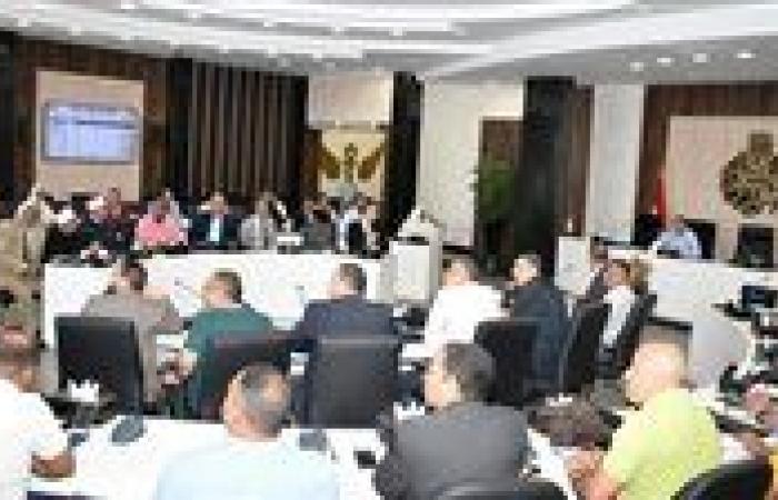 بالبلدي: توجيهات
      لمحافظ
      أسوان
      بتوحيد
      وتسريع
      آليات
      التواصل
      مع
      طلبات
      النواب