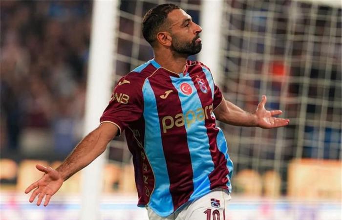 بالبلدي : صحفي
      تركي
      مشيدًا
      بأداء
      محمد
      صلاح
      أمام
      باشاك
      شهير:
      كأنني
      أشاهد
      أجمل
      منظر
      في
      العالم