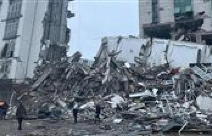 بالبلدي: بيرو
      تعلن
      الطوارئ
      في
      5
      مناطق
      بعد
      زلزال
      قوي..
      83
      منزلًا
      وعشرات
      المنشآت
      تضررت