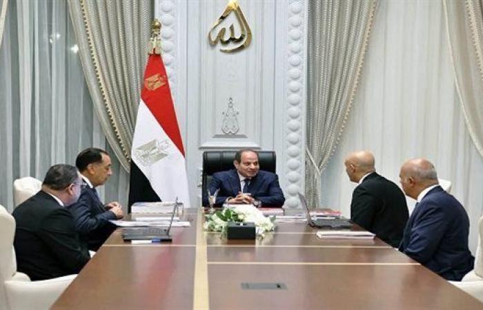 بالبلدي: الرئيس
      عبد
      الفتاح
      السيسي
      يوجه
      رسائل
      مهمة
      لوزيري
      التعليم
      والتعليم
      العالي
      قبل
      العام
      الدراسي
      الجديد..
      التفاصيل
      كاملة