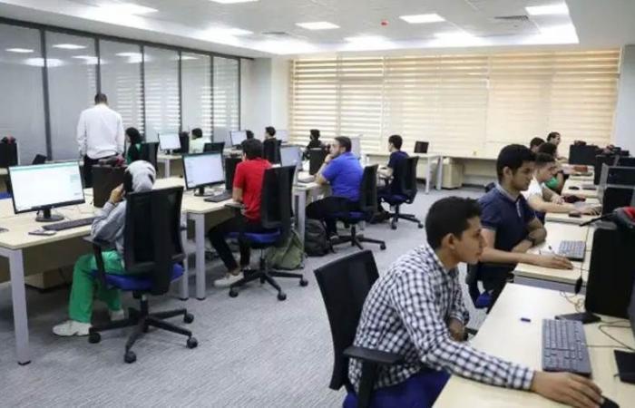 بالبلدي : تنسيق
      جامعة
      الأزهر
      2026..
      آخر
      موعد
      لتسجيل
      الرغبات
      لهذه
      الفئات
