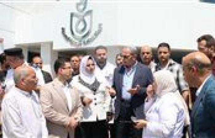 بالبلدي: محافظ
      الإسماعيلية
      يتوجه
      إلى
      مستشفى
      القصاصين
      التخصصي
      لمتابعة
      مصابي
      حادث«
      الدواويس»