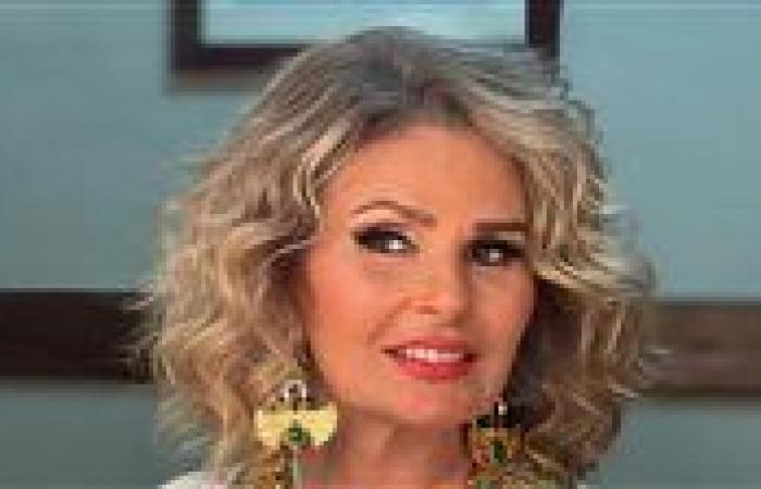 بالبلدي: منتجة
      «الست
      لما»
      تحسم
      الجدل
      حول
      غياب
      نجوم
      الفيلم
      عن
      العرض
      الخاص