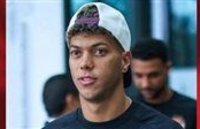 بالبلدي: تقارير..
      إحتمالية
      مشاركة
      إمام
      عاشور
      مع
      الأهلي
      أمام
      زد
      كبيرة