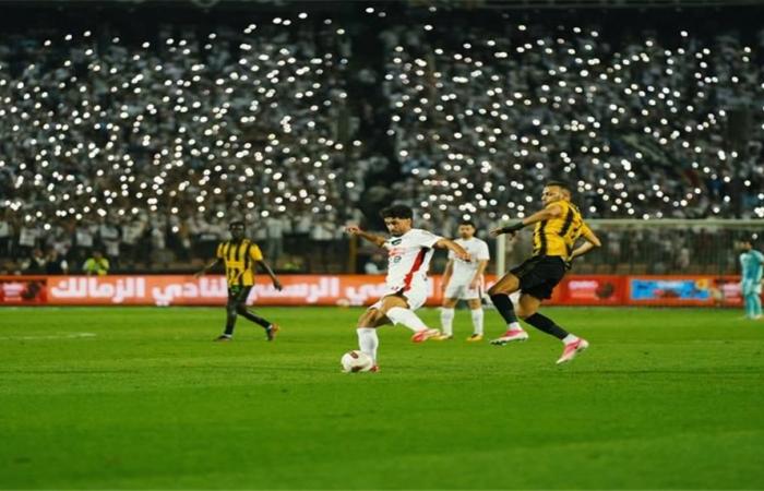 بالبلدي : ترتيب
      الدوري
      المصري
      بعد
      فوز
      الزمالك
      على
      المقاولون
      العرب