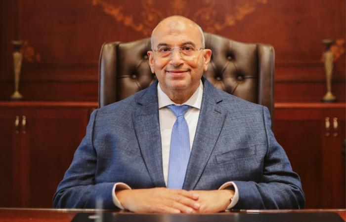 بالبلدي : «خبراء
      الضرائب»:
      3
      تحديات
      رئيسية
      تواجه
      رفع
      الحد
      الأدنى
      للأجور
      إلى
      15
      ألف
      جنيه