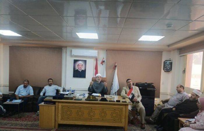بالبلدي: رئيس
      بني
      سويف
      الأزهرية
      يستعرض
      تفعيل
      قوافل
      المتابعة
      الميدانية
      بمعاهد
      الجودة