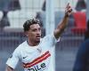 بالبلدي : رد
      صادم
      |
      بيزيرا
      يحسم
      موقفه
      من
      العودة
      إلى
      الزمالك