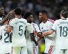 بالبلدي : سرقة
      صادمة
      في
      منزل
      نجم
      ريال
      مدريد
      خلال
      الكلاسيكو..
      مسروقات
      تتجاوز
      قيمتها
      350
      ألف
      يورو