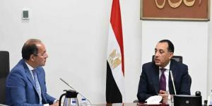 رئيس
      الوزراء
      يلتقى
      وزير
      المالية
      لبحث
      عدد
      من
      ملفات
      العمل