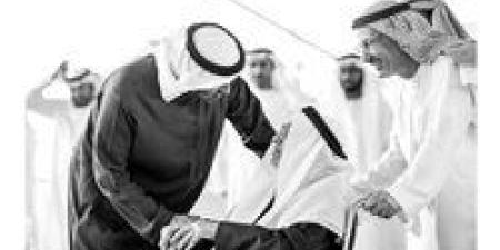 بالبلدي : رئيس
      الإمارات
      ينعى
      المربي
      والمعلم
      الدكتور
      محمود
      أحمد
      القيسية:
      "واكب
      النهضة
      التعليمية
      منذ
      بدايتها"