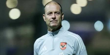 الأهلي
      يستعد
      للموسم
      الجديد
      في
      أواخر
      يونيو
      ويطوي
      صفحة
      توروب
      رسميًا