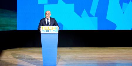 بالبلدي : عبداللطيف:
      التعليم
      الفني
      والتدريب
      المهني
      أصبحا
      مسارًا
      استراتيجيًا
      للتوظيف
      والابتكار