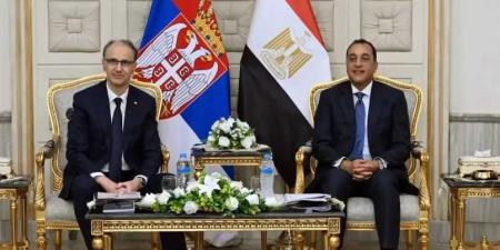 رئيس
الوزراء
يلتقي
نظيره
الصربي
لتعزيز
التعاون