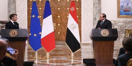 بالبلدي: ماكرون
      يستقبل
      الرئيس
      السيسي
      لدى
      وصوله
      للمشاركة
      في
      قمة
      مجموعة
      السبع