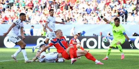 بالبلدي : لاعب
العراق:
نلعب
في
أقوى
مجموعة
بكأس
العالم..
و3
نقاط
تؤهلنا
للدور
التالي