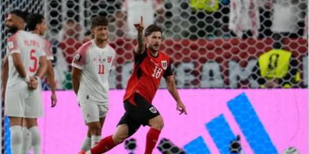 بالبلدي : فيديو
      |
      رومانو
      يُسجل
      هدف
      النمسا
      الأول
      أمام
      الأردن
      في
      كأس
      العالم