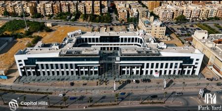 بالبلدي : «كابيتال
      هيلز
      للتطوير»
      تنهي
      تسليم
      «بارك
      يارد
      1»..
      وتنجح
      في
      استقطاب
      علامات
      تجارية
      عالمية
      ومحلية
      للمشروع