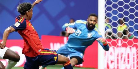 بالبلدي : لامين
      يامال
      يلاحق
      بيليه
      ويدخل
      تاريخ
      كأس
      العالم
      بهدفه
      أمام
      السعودية