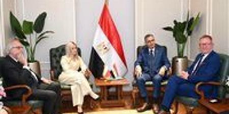 بالبلدي: مباحثات
مصرية
بولندية
لتعزيز
التعاون
في
مجالات
الأمن
الغذائي
وتوطين
صناعة
الصوامع