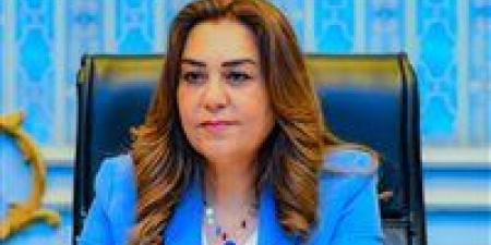 بالبلدي: منال
      عوض
      تتابع
      تداعيات
      غرق
      صندل
      بأسوان
      وتوجه
      باحتواء
      البقعة
      الزيتية
      في
      بحيرة
      ناصر