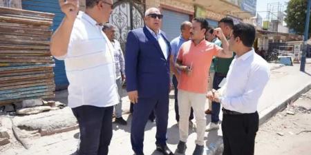 محافظ
      مطروح
      يتفقد
      تطوير
      بوابة
      الكيلو
      8
      وميدان
      الساعة..
      ويوجه
      بسرعة
      الإنجاز
      وإبراز
      الهوية
      السياحية
      لمرسى
      مطروح