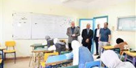 بالبلدي : امتحان
      العربي
      ثانوية
      عامة
      2026..
      أسئلة
      أثارت
      الجدل
      وحيرت
      أستاذة
      وطلاب