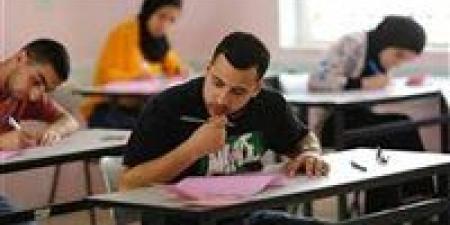 بالبلدي : عاجل|
      طلاب
      الثانوية
      العامة
      2026
      عن
      امتحان
      العربي:
      «النحو
      والقراءة
      الأصعب»