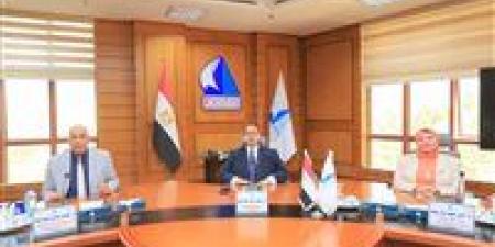 بالبلدي : جامعة
      كفر
      الشيخ
      توافق
      على
      إنشاء
      شركة
      الجامعة
      للاستثمار
      والتنمية