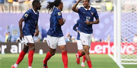 بالبلدي : فيديو
|
باركولا
يسجل
هدف
فرنسا
الثاني
أمام
السويد
في
كأس
العالم