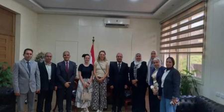 الزراعة:
      تنشر
      تقريرا
      بأنشطة
      وجهود
      معامل
      ومعاهد
      ..البحوث
      الزراعية..
      خلال
      الأسبوع
      الماضي