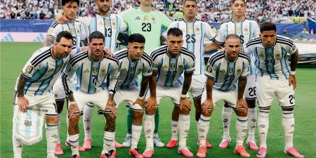 بالبلدي : صحيفة
أرجنتينية
تحذر
ميسي
ورفاقه
من
مباراة
مصر
بعد
تخطي
الرأس
الأخضر
العنيد:
يوم
سئ
قد
يطيح
بكم