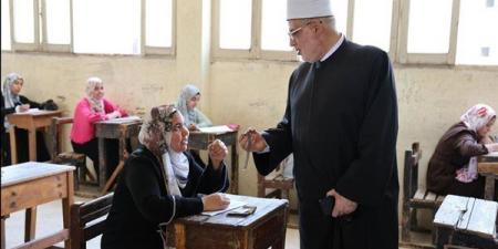 بالبلدي: انطلاق
قطار
الرياضيات
التطبيقية
لطلاب
علمي
بالثانوية
الأزهرية
وسط
تدابير
تنظيمية
صارمة