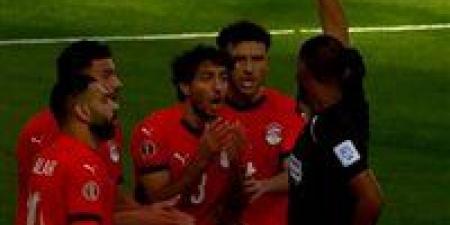 بالبلدي: أحمد
      صالح
      يدافع
      عن
      محمد
      هاني:
      أوقف
      أكبر
      نجوم
      العالم
      ولا
      يجب
      الهجوم
      عليه