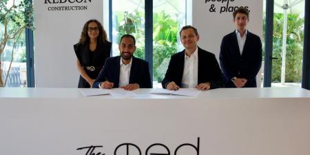 بالبلدي : People
&
Places
Signs
EGP
1.4
billion
Construction
Agreement
with
Redcon
Construction
for
The
Med,
Ras
El
Hekma