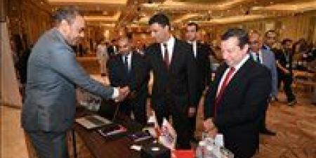 بالبلدي: وزير
الصناعة
يفتتح
معرض
Egypt
Power
Show..
ويؤكد
استهداف
7.5
مليار
دولار
صادرات
هندسية