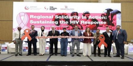 بالبلدي: تقرير
إقليمي
يحذر
من
اتساع
فجوة
مواجهة
فيروس الإيدز
HIV
في
الشرق
الأوسط