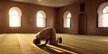 بالبلدي: أمين
الفتوى:
من
يتعمد
النوم
حتى
تخرج
صلاة
الفجر
يأثم
وعليه
قضاؤها