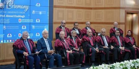 بالبلدي: تنصيب
الدكتور
أحمد
الصباغ
رئيسًا
لـ
الجامعة
المصرية
اليابانية..
قيادة
جديدة
لاستكمال
مسيرة
التميز