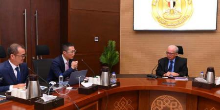 بالبلدي : نائب
رئيس
الوزراء
للشؤون
الاقتصادية
يبحث
مع
“هواوي”
توسعاتها
في
السوق
المصرية
وتعزيز
التعاون
في
التحول
الرقمي
وتوطين
التكنولوجيا