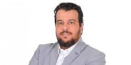 بالبلدي : سعيد
إمبابي:
قرار
الفيدرالي
جاء
وفق
توقعاتنا..
والذهب
يرتفع
1.1%
والفضة
3%
بعد
تثبيت
الفائدة